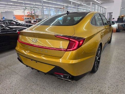 Used 2020 Hyundai Sonata SEL Plus w/ Tech Package FWD image 5
