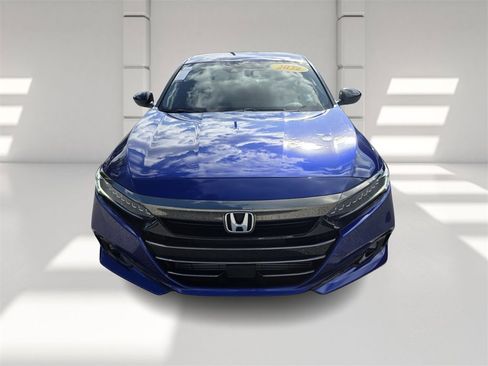 Used 2022 Honda Accord Sport image 2