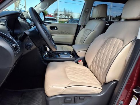 Used 2023 Nissan Armada Platinum w/ Captain's Chairs Package image 27