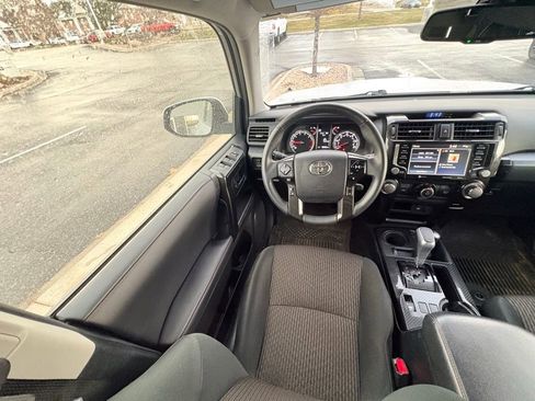 Used 2024 Toyota 4Runner TRD Off-Road image 18