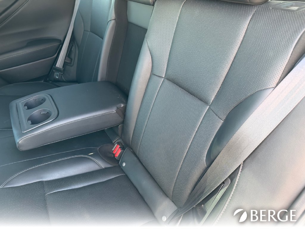 Used 2023 Subaru Outback Touring XT w/ Tech Package 3 AWD/4WD image 17