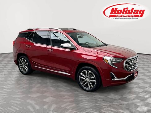 Used 2019 GMC Terrain Denali w/ Advanced Safety Package AWD/4WD image 1