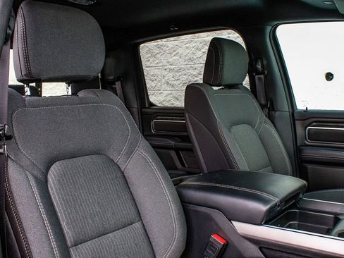 Used 2024 RAM 1500 Big Horn AWD/4WD image 36