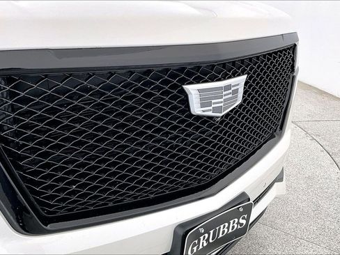 Used 2022 Cadillac Escalade Sport w/ Touring Package image 38