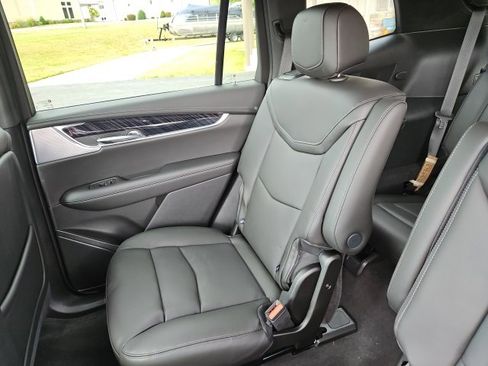 New 2025 Cadillac XT6 Premium Luxury w/ Technology Package image 6