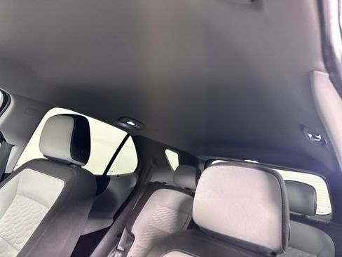 Used 2018 Chevrolet Equinox LS image 12