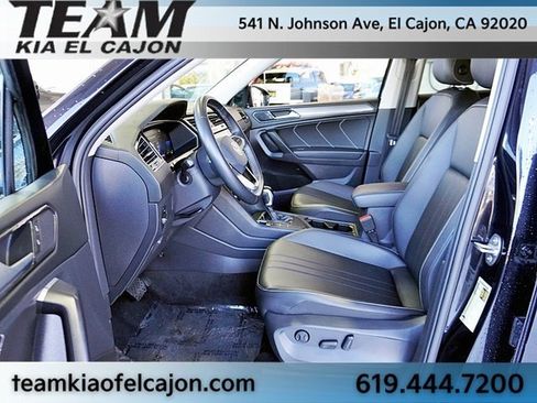 Used 2023 Volkswagen Tiguan SE image 14