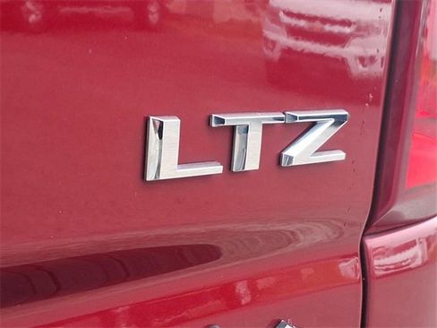 Certified 2020 Chevrolet Silverado 1500 LTZ w/ LTZ Plus Package image 32