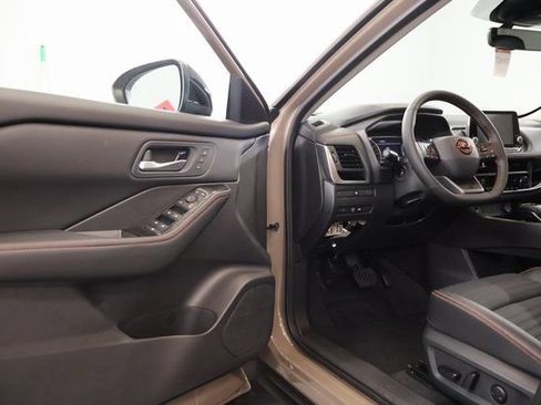 New 2026 Nissan Rogue SV w/ Rock Creek Premium Package AWD/4WD image 8