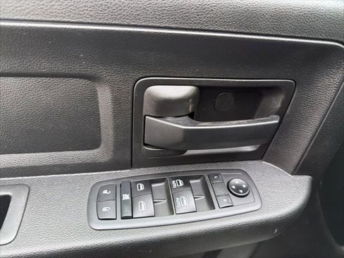 Used 2020 RAM 2500 Tradesman w/ Chrome Appearance Group image 24