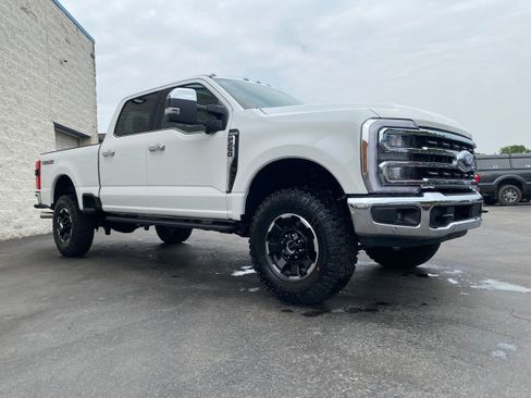 New 2025 Ford F250 King Ranch w/ Tremor Off-Road Package image 17