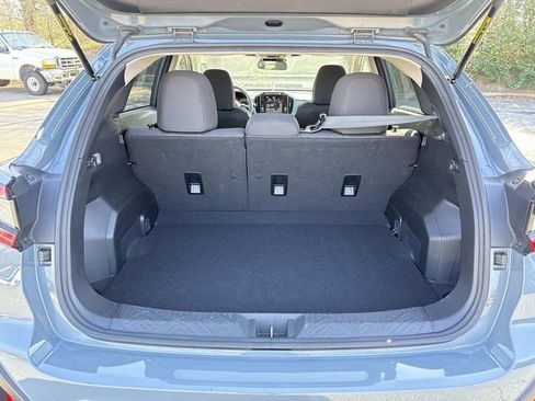 Used 2024 Subaru Crosstrek 2.0i Premium image 12