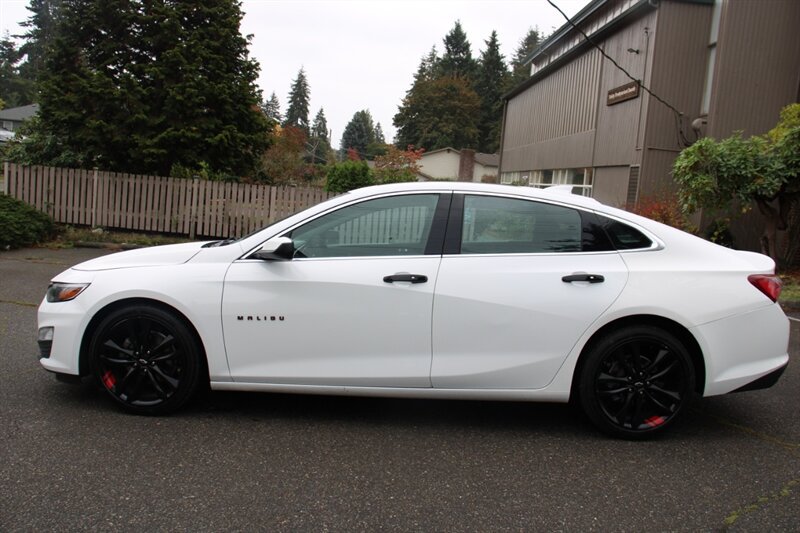 Used 2020 Chevrolet Malibu LT FWD image 14