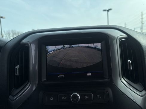 Used 2021 Chevrolet Silverado 1500 Custom image 20