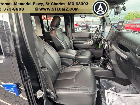 Used 2016 Jeep Wrangler Unlimited Rubicon AWD/4WD image 20