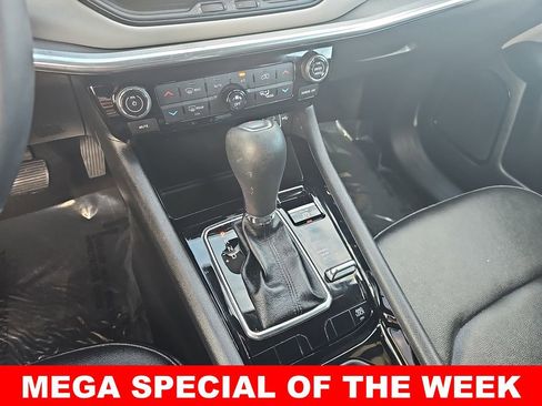 Used 2024 Jeep Compass Limited image 23