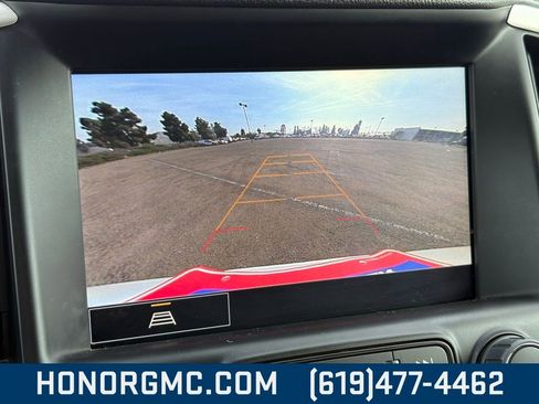 Used 2024 GMC Terrain SLT image 35