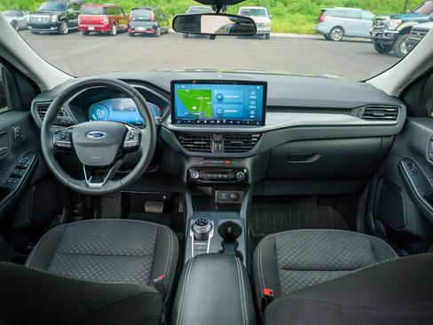 Used 2023 Ford Escape Active w/ Tech Pack #2 FWD image 24