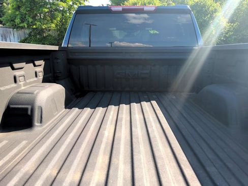 Used 2023 GMC Sierra 1500 SLE AWD/4WD image 14