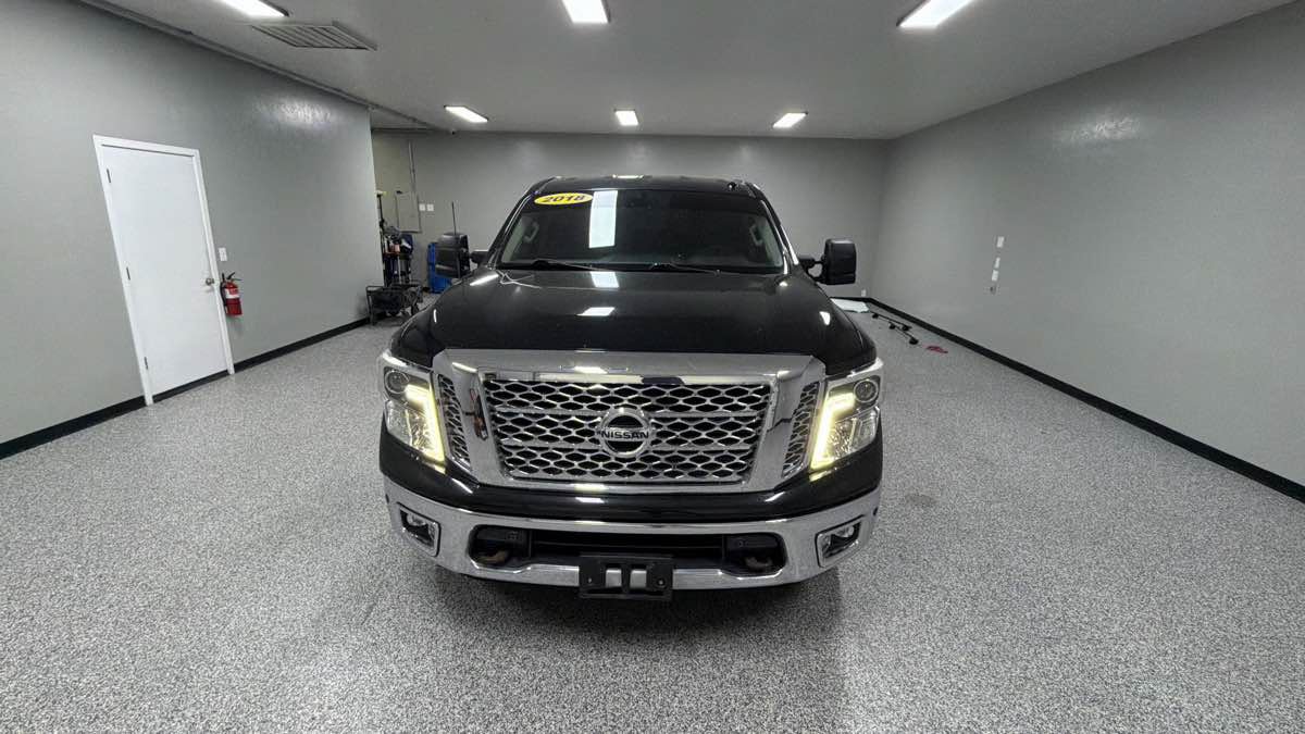 Used 2018 Nissan Titan SL w/ Texas Titan Edition AWD/4WD image 8