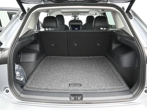 New 2026 Volkswagen Tiguan SE AWD/4WD image 12