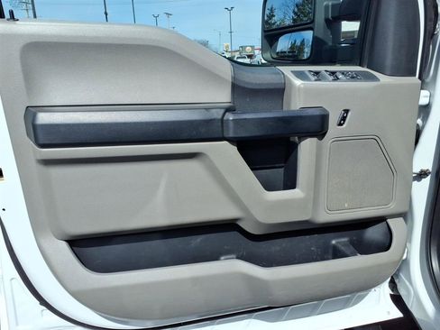 Used 2017 Ford F250 XL w/ Power Equipment Group image 11