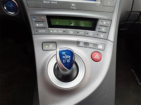 Used 2013 Toyota Prius Four image 25