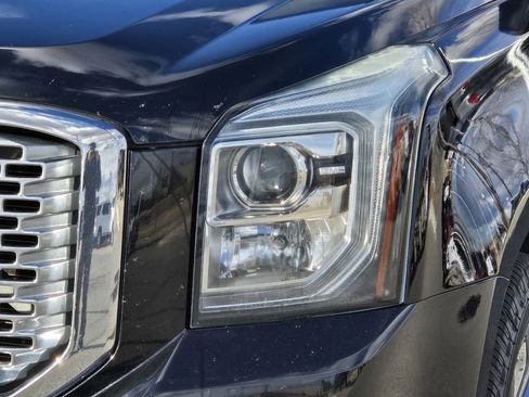 Used 2015 GMC Yukon XL Denali w/ Premium Package image 45