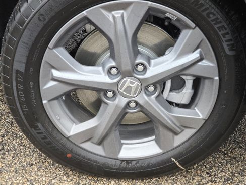 New 2026 Honda HR-V LX image 9