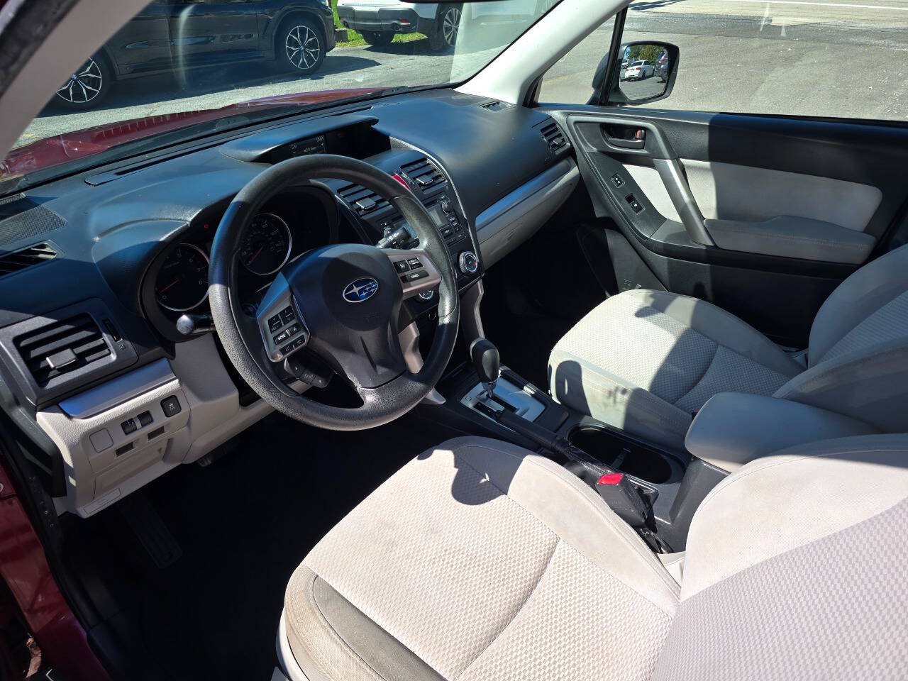 Used 2015 Subaru Forester 2.5i w/ Alloy Wheel Package AWD/4WD image 13