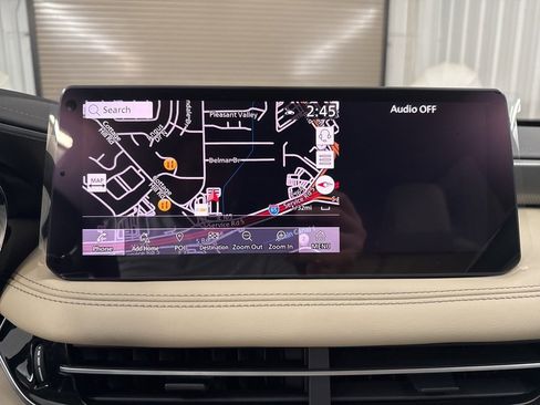 Certified 2025 INFINITI QX60 Luxe w/ Vision Package image 18