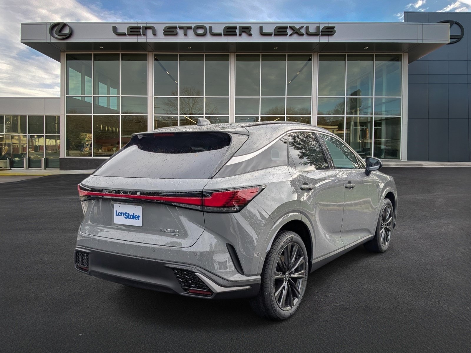 New 2026 Lexus RX 350 F Sport AWD/4WD image 2