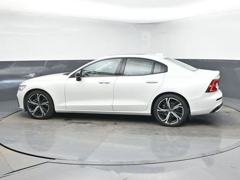 Used 2024 Volvo S60 B5 Ultimate image 5