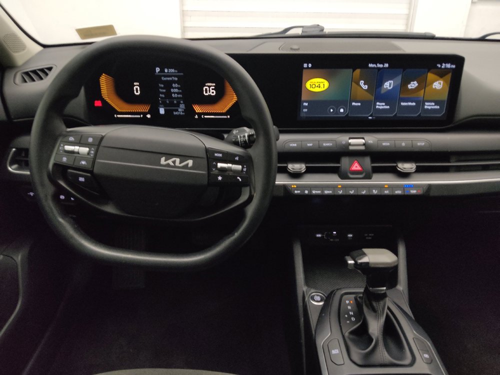 Used 2025 Kia K4 FWD image 22