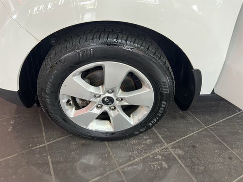 Used 2019 Kia Soul image 35