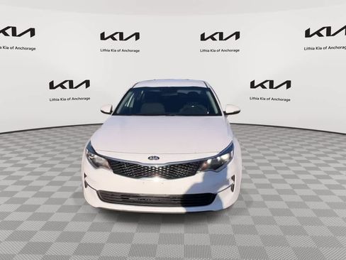 Used 2018 Kia Optima LX image 3
