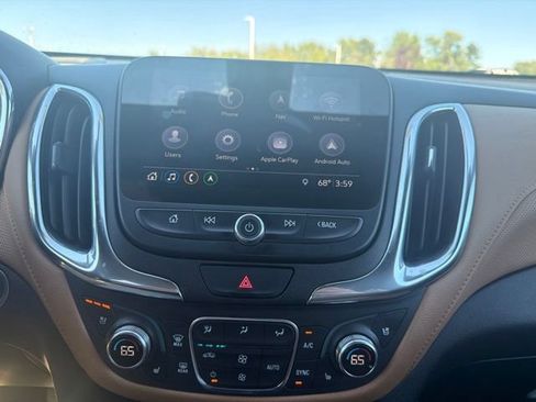 Used 2019 Chevrolet Equinox Premier FWD image 30