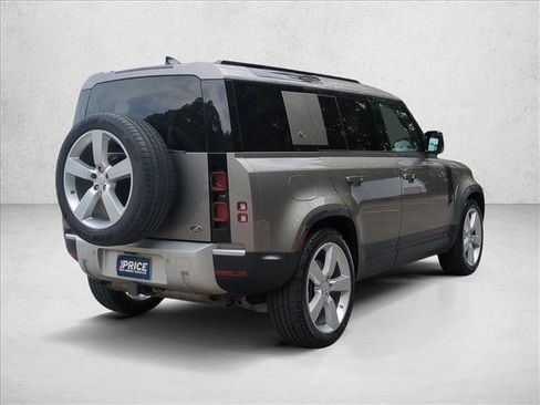 Used 2021 Land Rover Defender 110 S AWD/4WD image 5