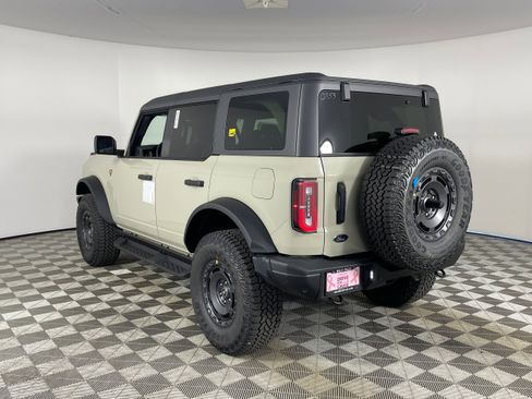 New 2025 Ford Bronco Badlands w/ Sasquatch Package image 5