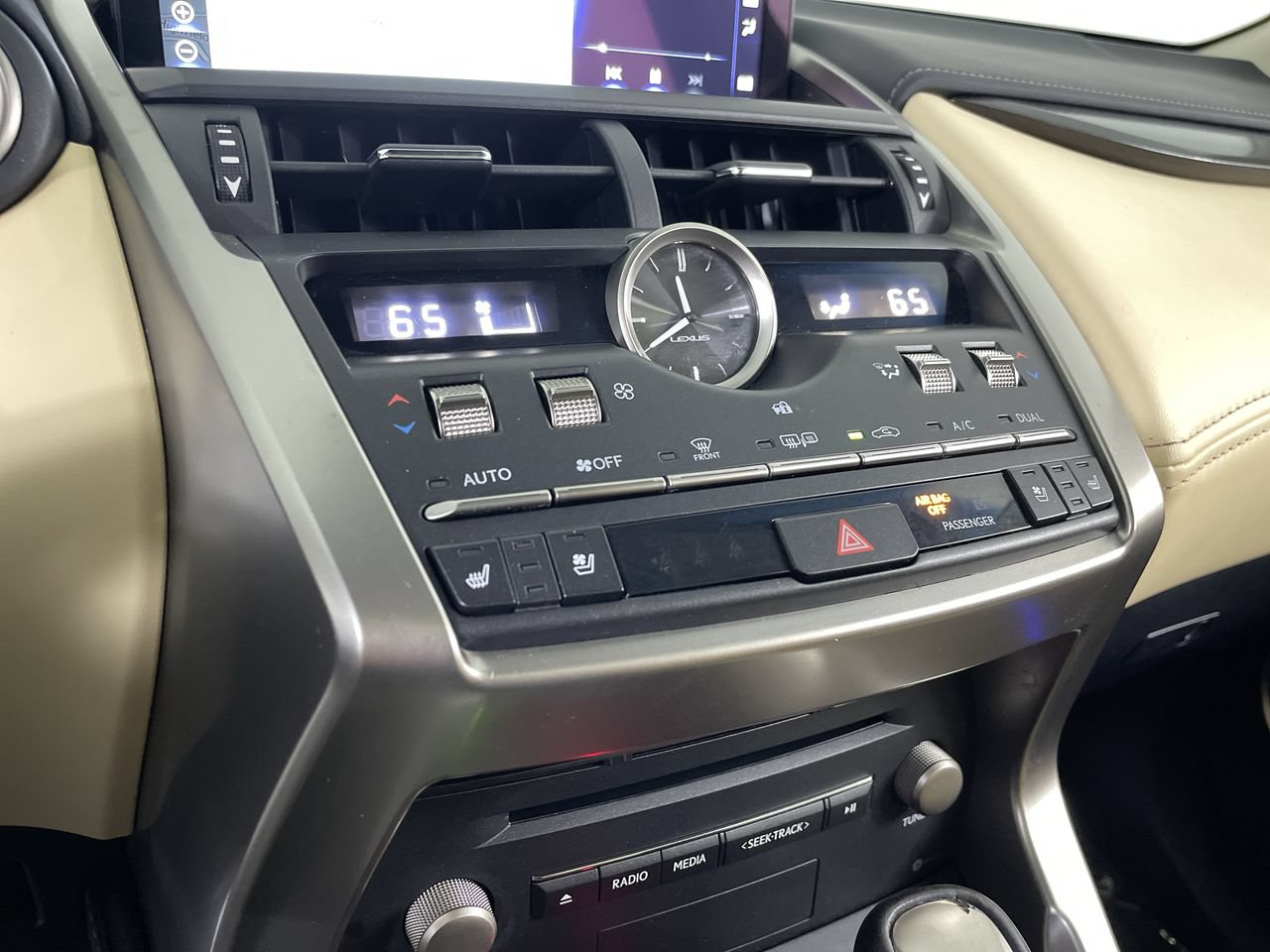 Used 2019 Lexus NX 300h AWD w/ Premium Package image 20