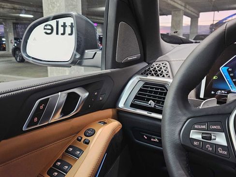 New 2026 BMW X5 xDrive50e w/ Climate Comfort Package image 21