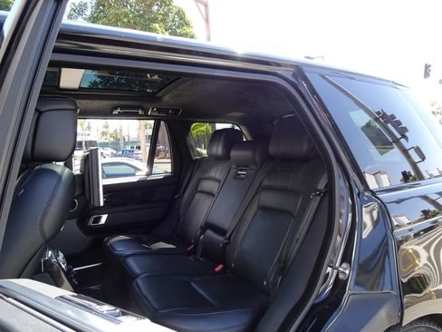 Used 2018 Land Rover Range Rover Long Wheelbase Autobiography AWD/4WD image 15