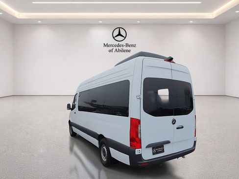 Used 2025 Mercedes-Benz Sprinter 2500 image 5