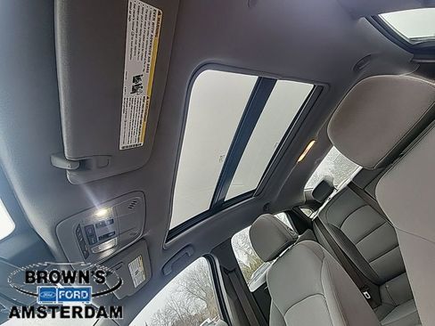 Used 2024 Chevrolet Malibu LT FWD image 29