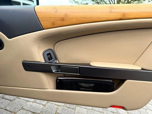 Used 2005 Aston Martin DB9 Coupe RWD image 58