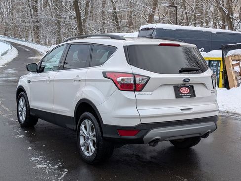 Used 2018 Ford Escape SEL image 7