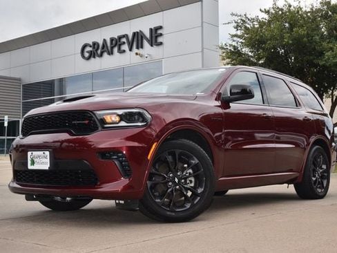 Used 2025 Dodge Durango R/T w/ Blacktop Package AWD/4WD image 2