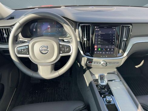 Certified 2026 Volvo V60 B5 Cross Country Ultra image 28