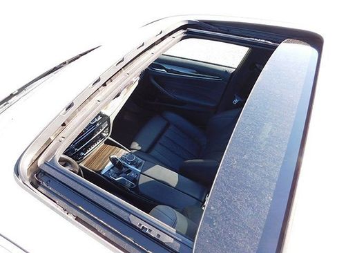 Used 2021 BMW 530i xDrive w/ Convenience Package image 8