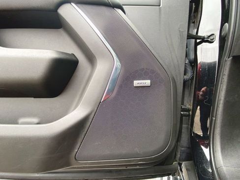 Used 2023 Chevrolet Tahoe Premier w/ Advanced Technology Package image 24